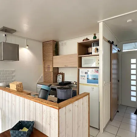 Charming T3 With Balcony In