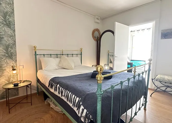 Апартаменты Charming T3 With Balcony In *